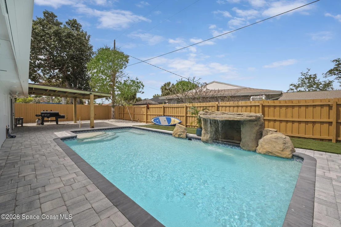 Photo of 500 Seabreeze Drive