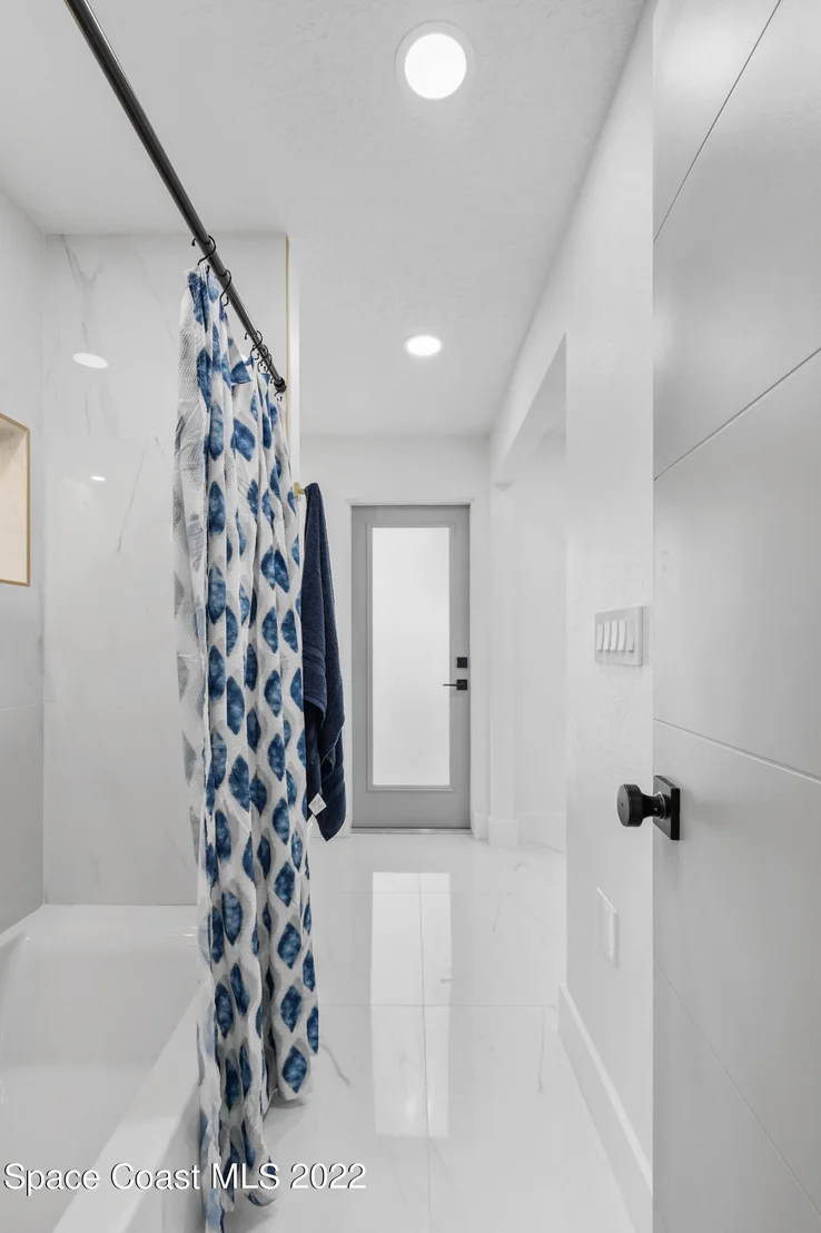 Photo of 77 W Bay Drive