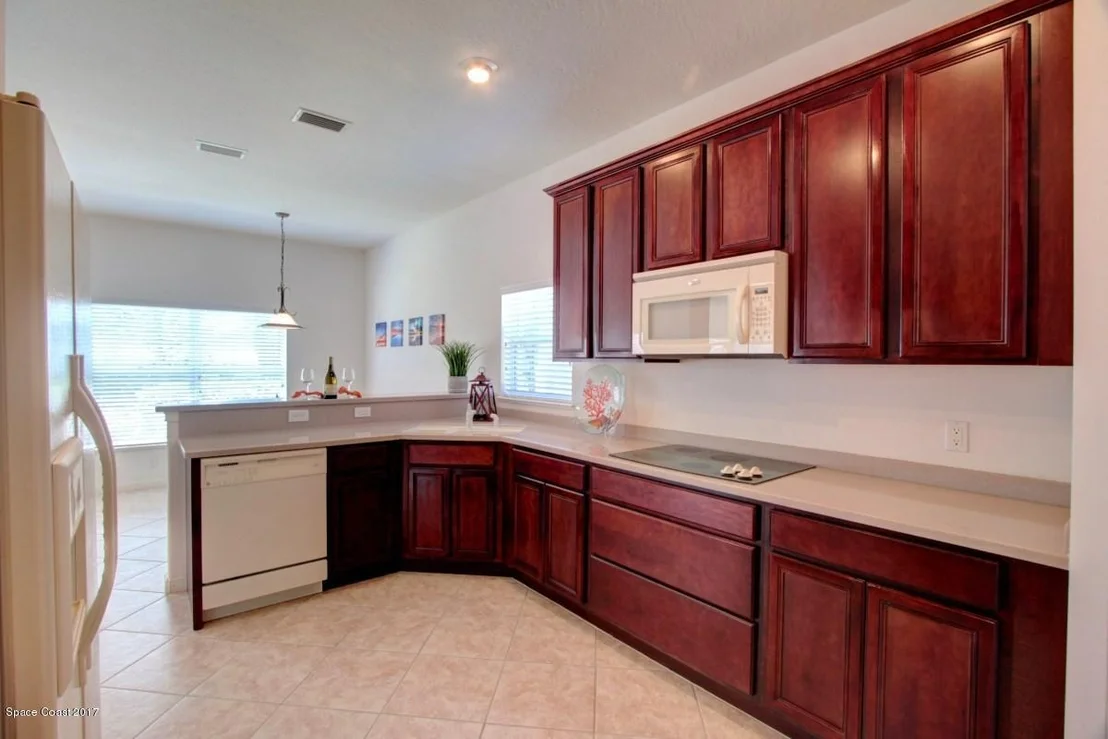 Photo of 6970 Abbeyville Road