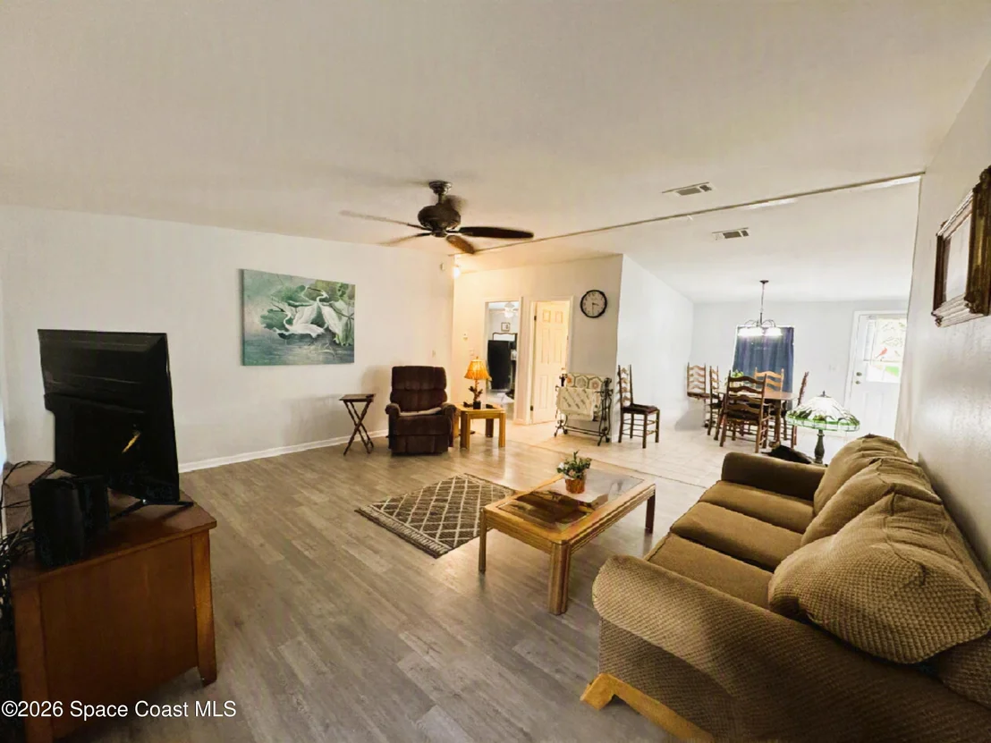 Photo of 835 Vireo Drive