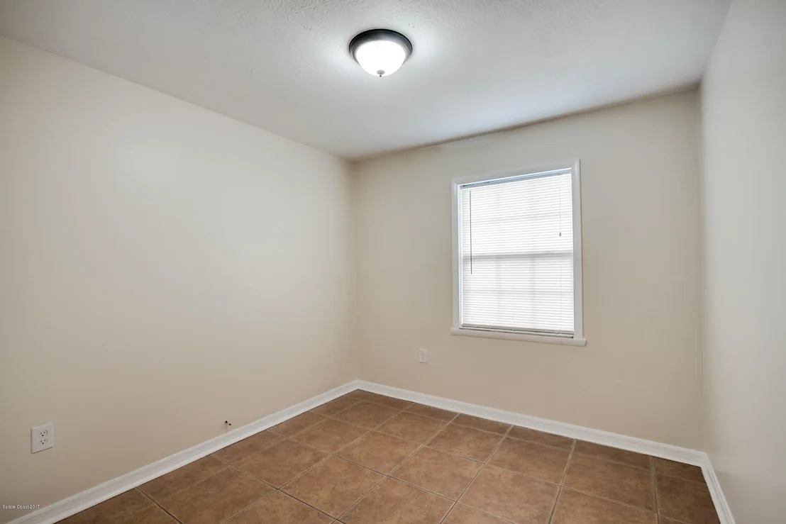 Photo of 925 Arabella Lane