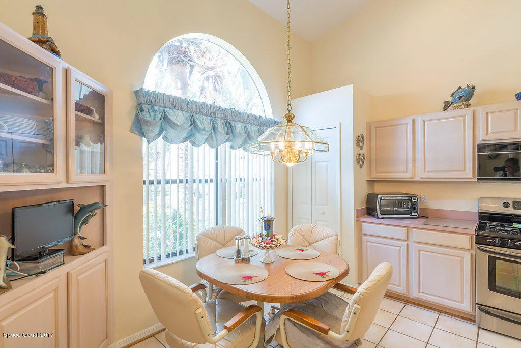 Photo of 993 Osprey Drive
