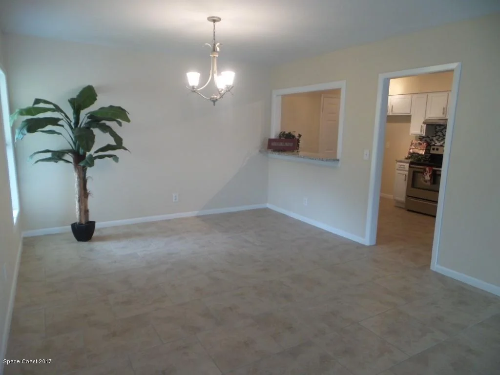 Photo of 912 Aida Circle