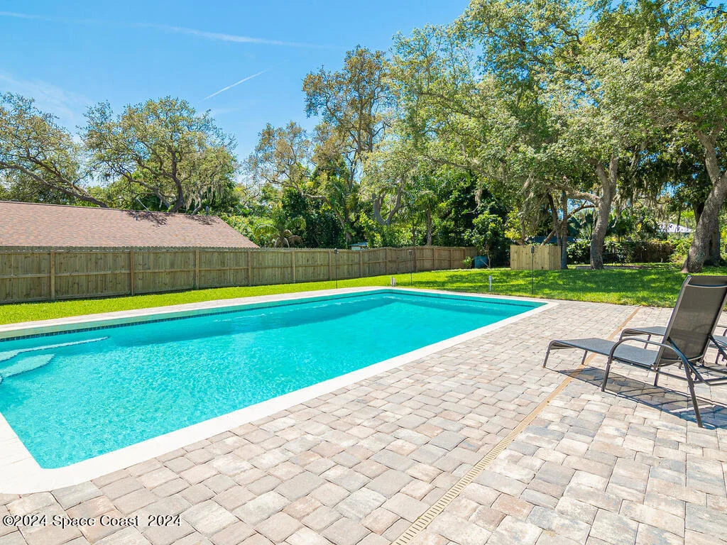Photo of 2125 Indian River Drive