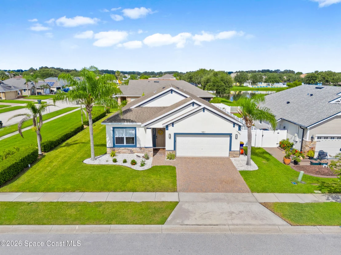 Photo of 1401 Bridgeport Circle