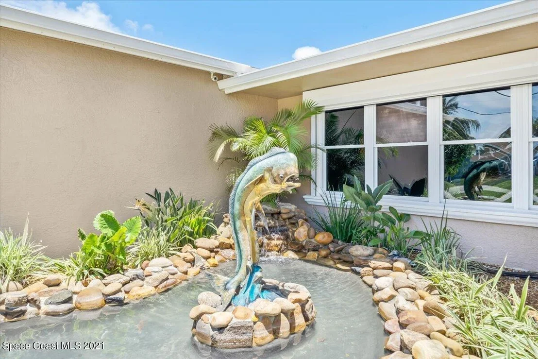 Photo of 457 Penguin Drive