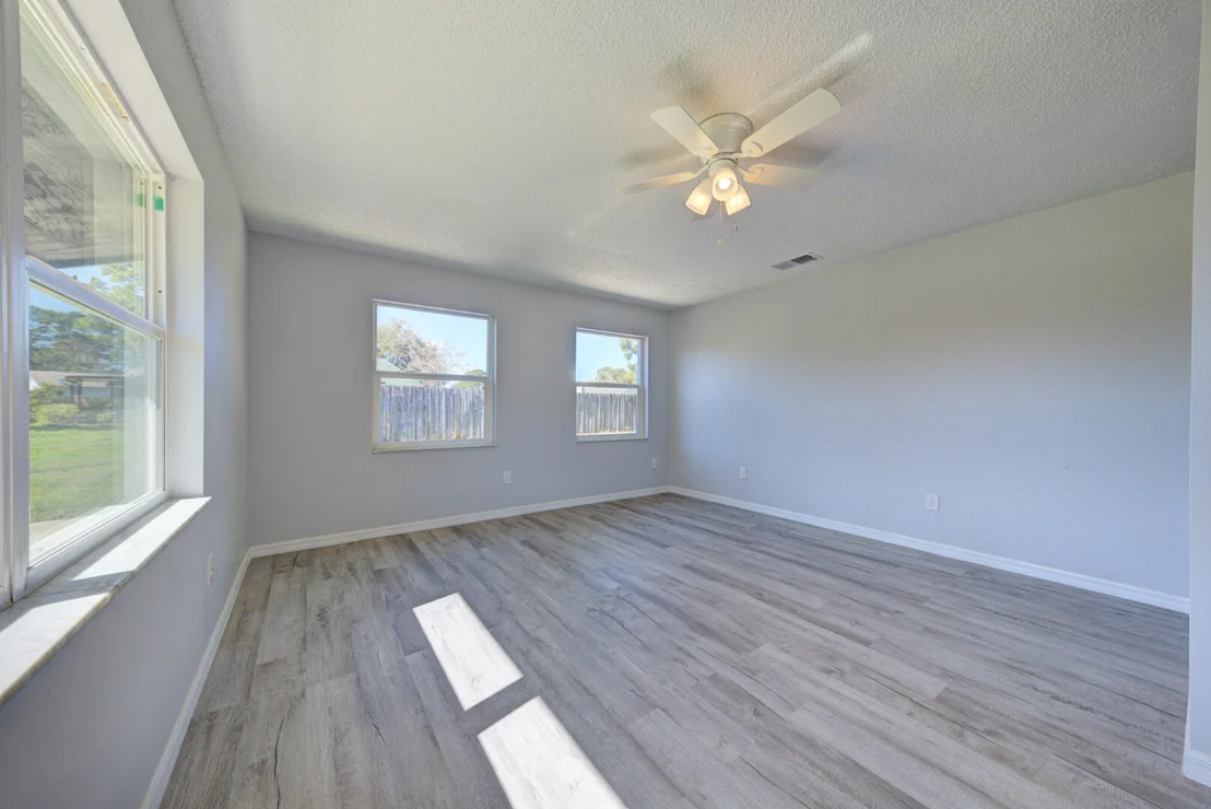 Photo of 5356 Jamaica Road