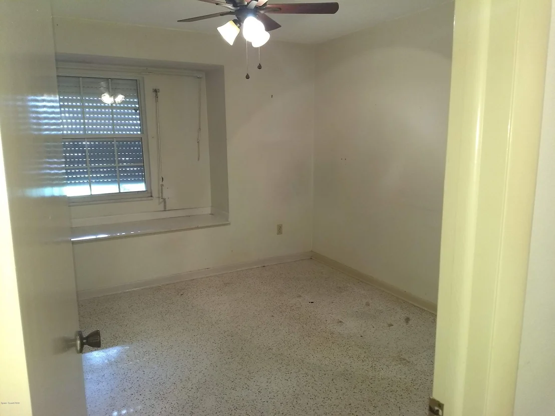Photo of 800 Edwards Street NE