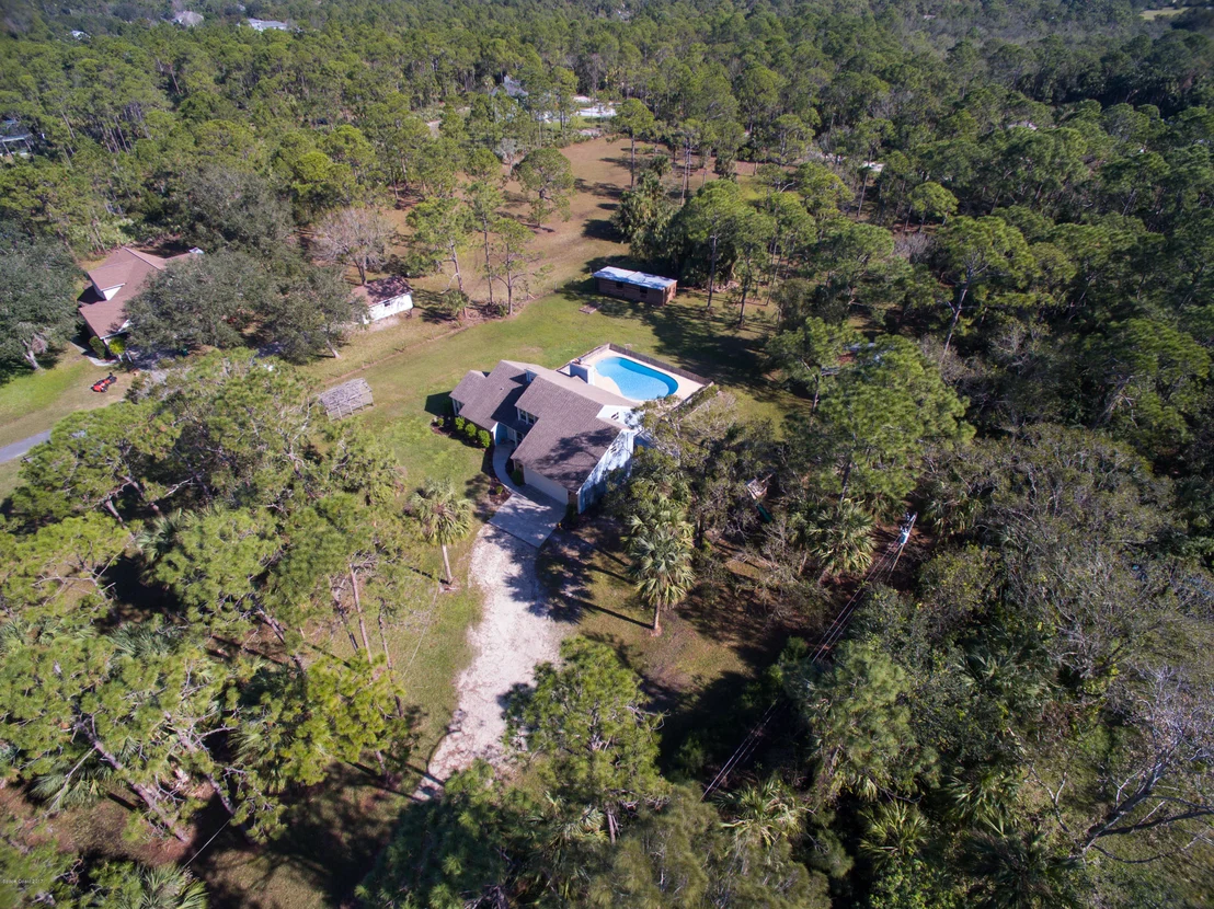 Photo of 2055 Eva Lane