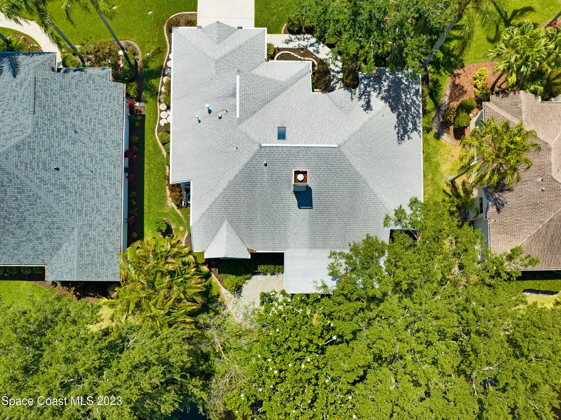 Photo of 954 Somerset Lane