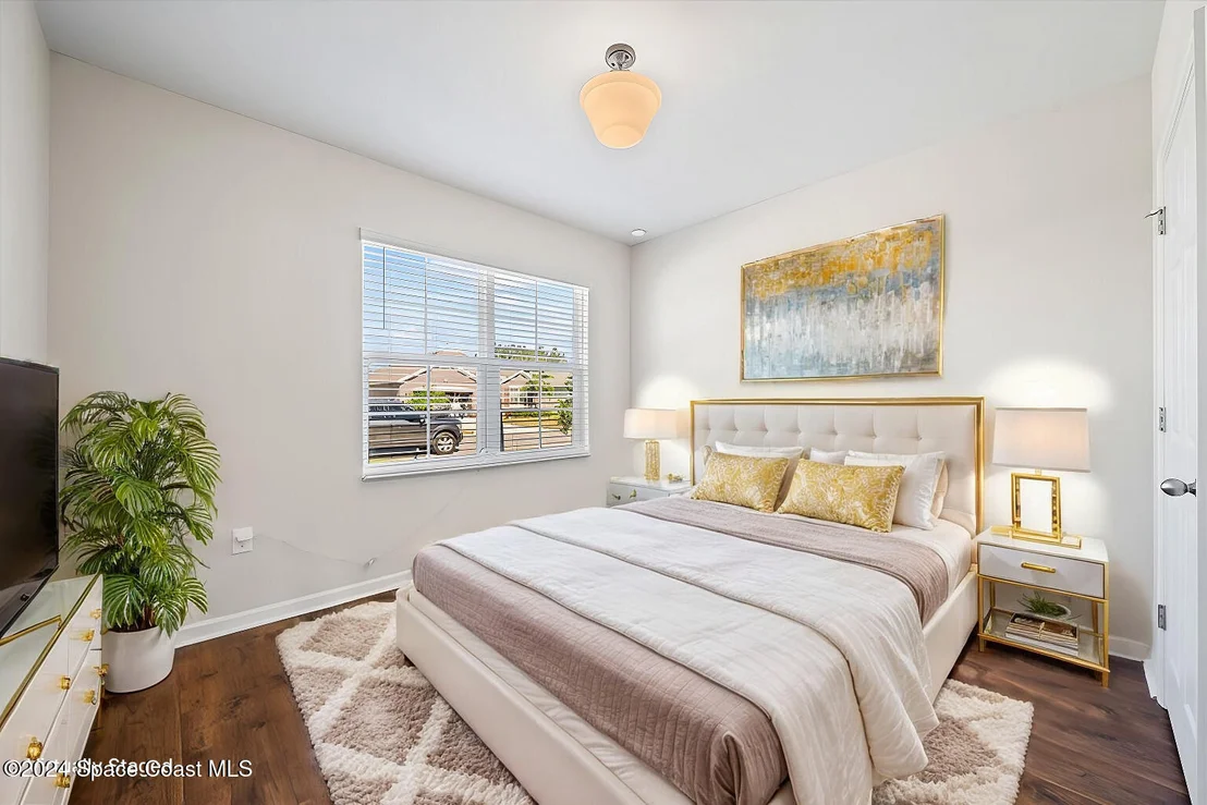 Photo of 260 Sorrento Drive