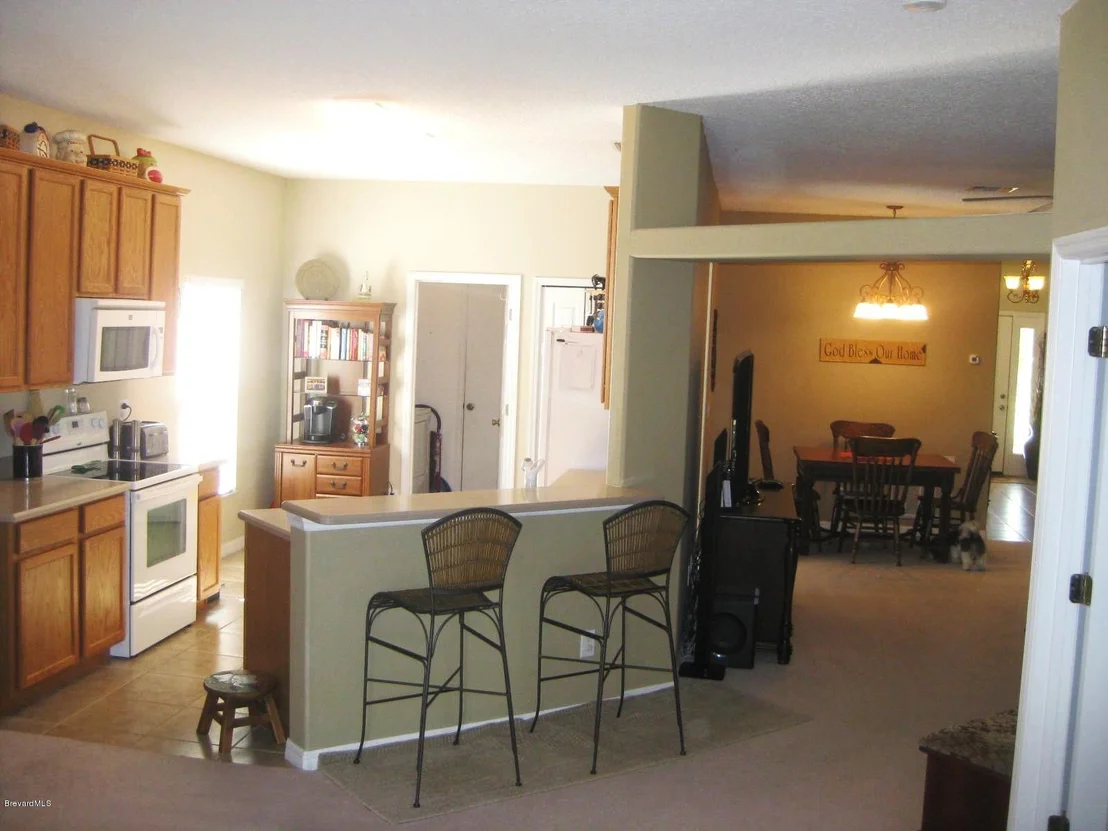 Photo of 2078 Maeve Circle
