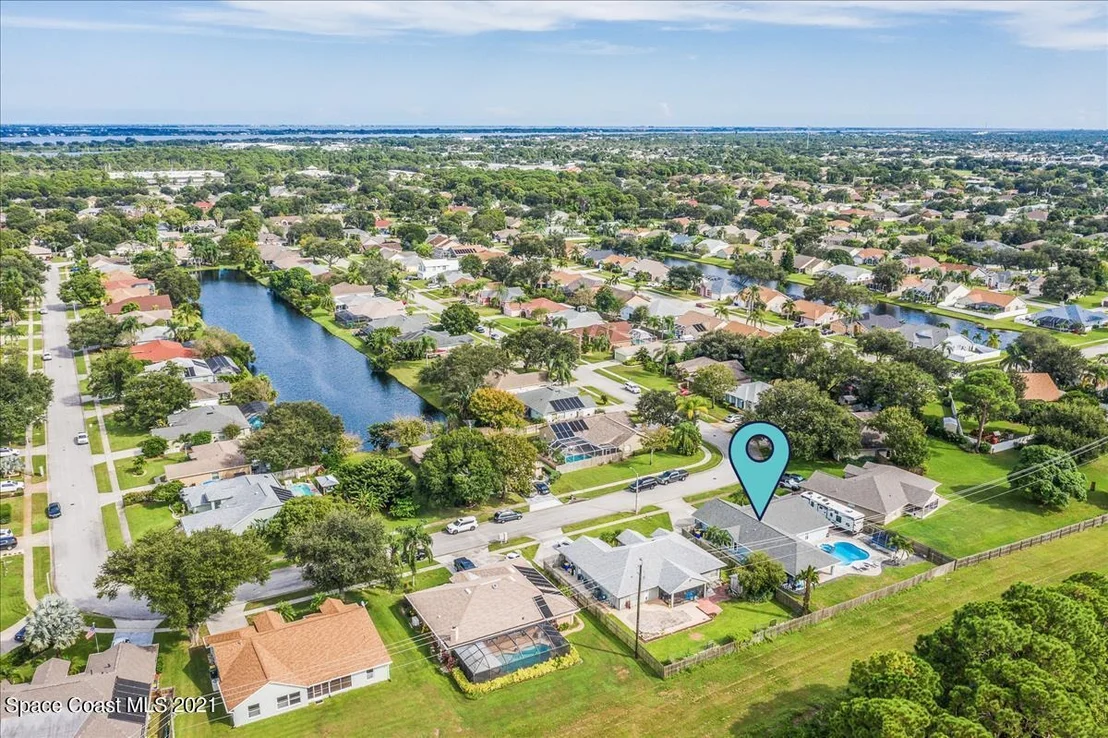 Photo of 1035 Jacaranda Circle