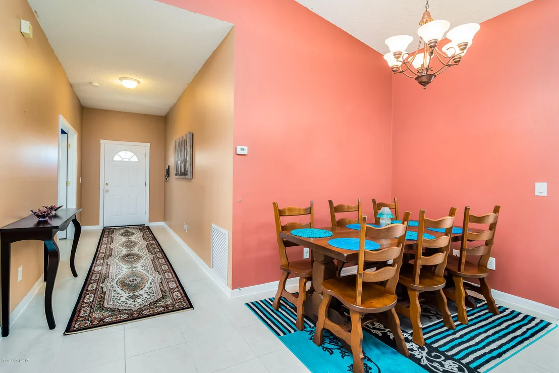 Photo of 2881 Saint James Lane
