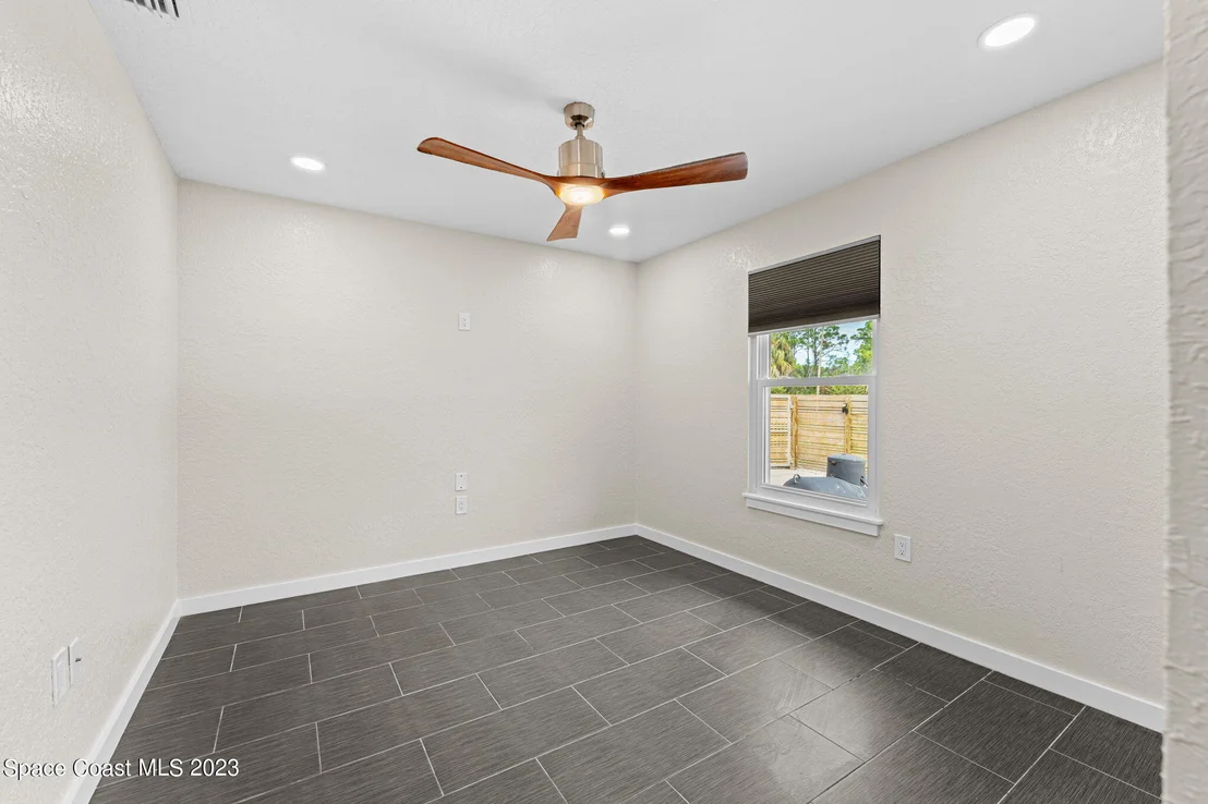 Photo of 2265 Keystone Avenue
