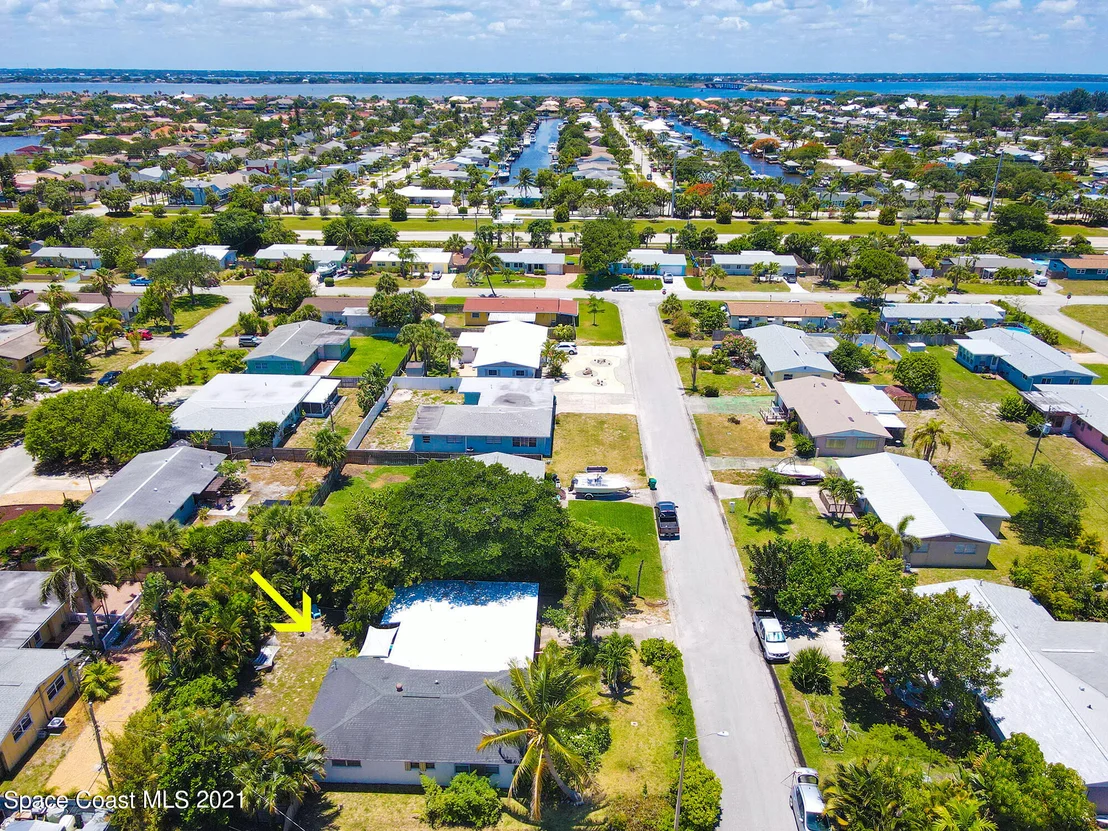 Photo of 196 SE 3rd Street