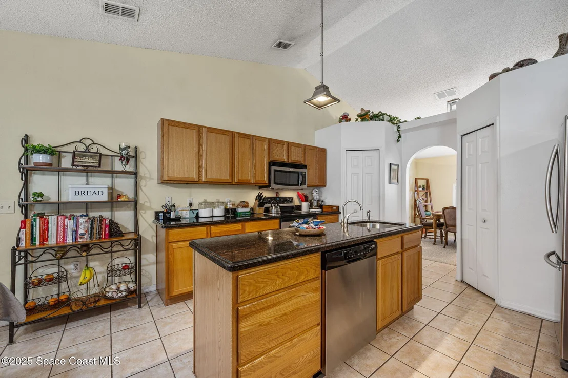 Photo of 6519 Bamboo Avenue