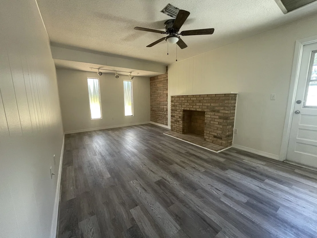 Photo of 1860 Augustine Drive