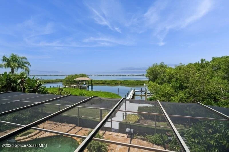 Photo of 484 Lanternback Island Drive