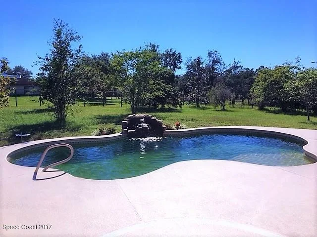 Photo of 3615 Montgomery Road