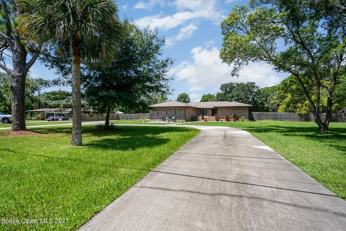 Photo of 2150 Harlock Road