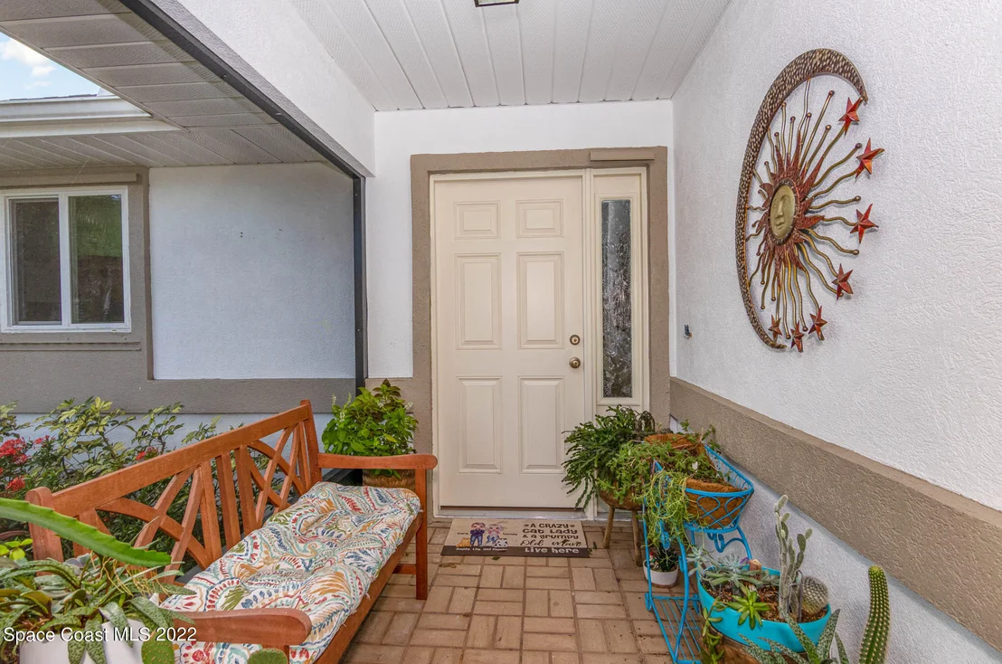 Photo of 1607 Frontier Drive