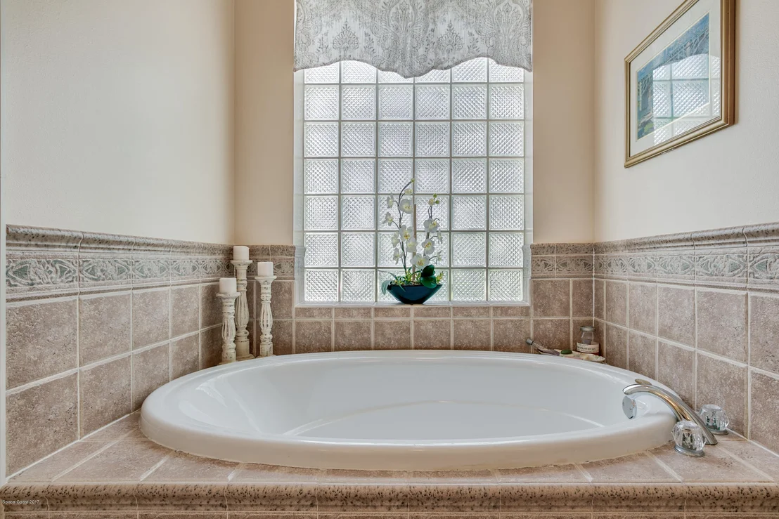 Photo of 2533 Woodfield Circle