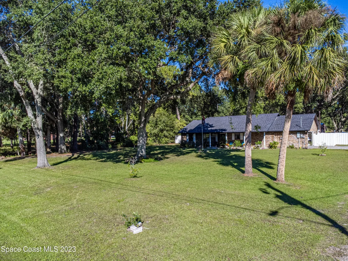 Photo of 4044 Palm Avenue