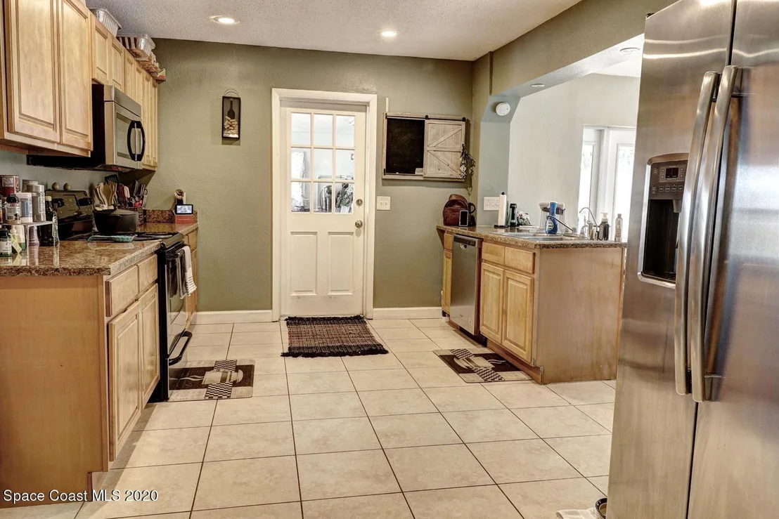 Photo of 381 Tolley Avenue