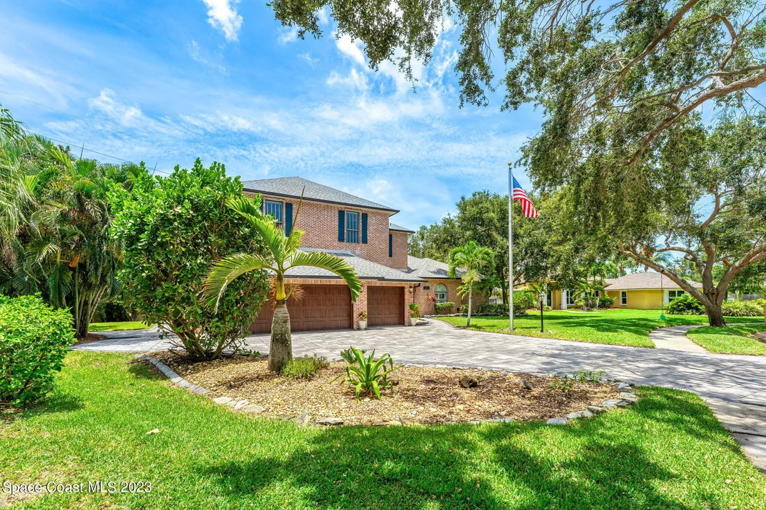 Photo of 891 Peregrine Drive