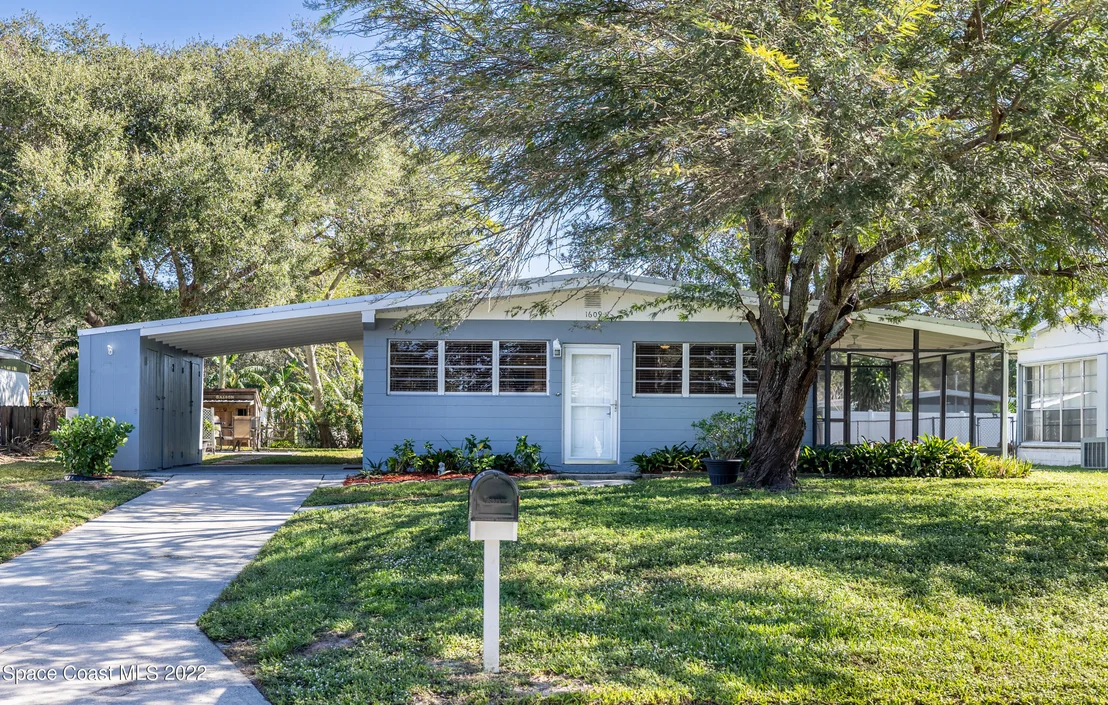 Photo of 1609 Hedrick Drive