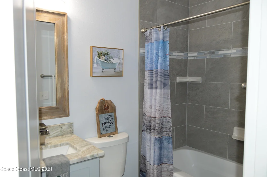 Photo of 2042 Doyle Drive