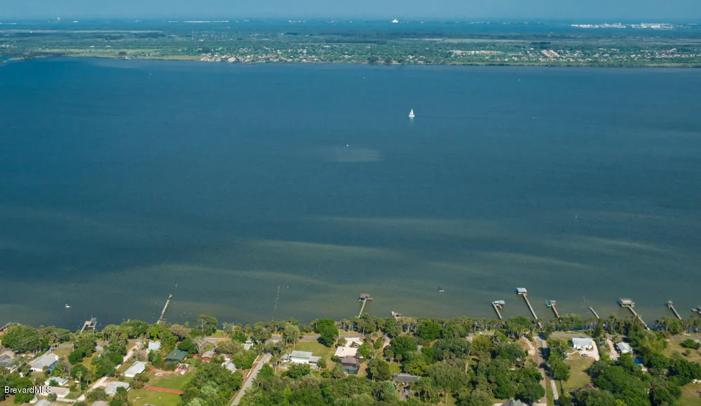 Photo of 3985 N Indian River Drive