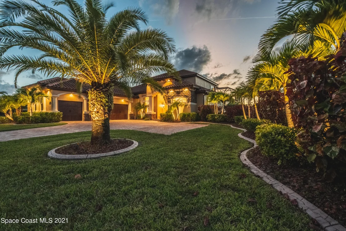 Photo of 8141 Barrosa Circle