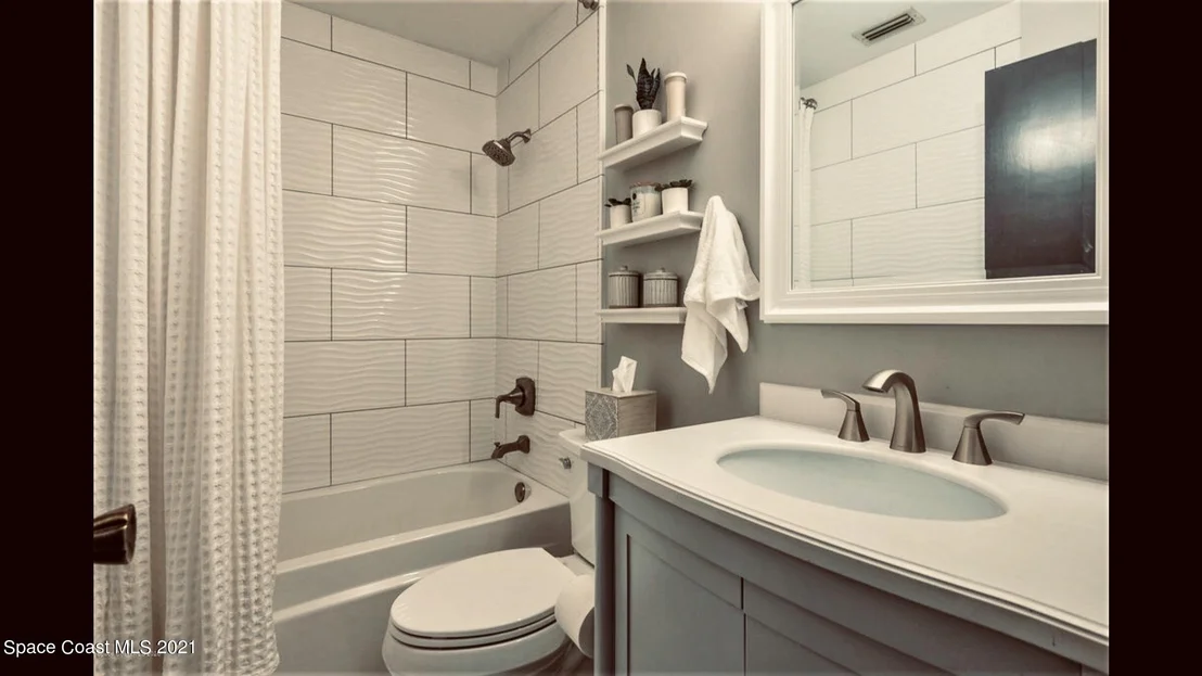 Photo of 134 Oakledge Drive