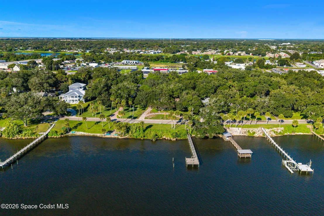 Photo of 925 N Indian River Drive
