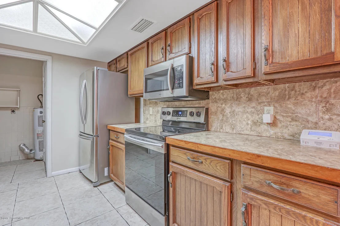 Photo of 3214 Jupiter Boulevard SE