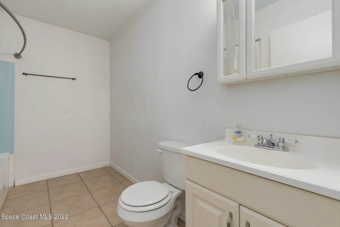 Photo of 1301 Freil Road NE