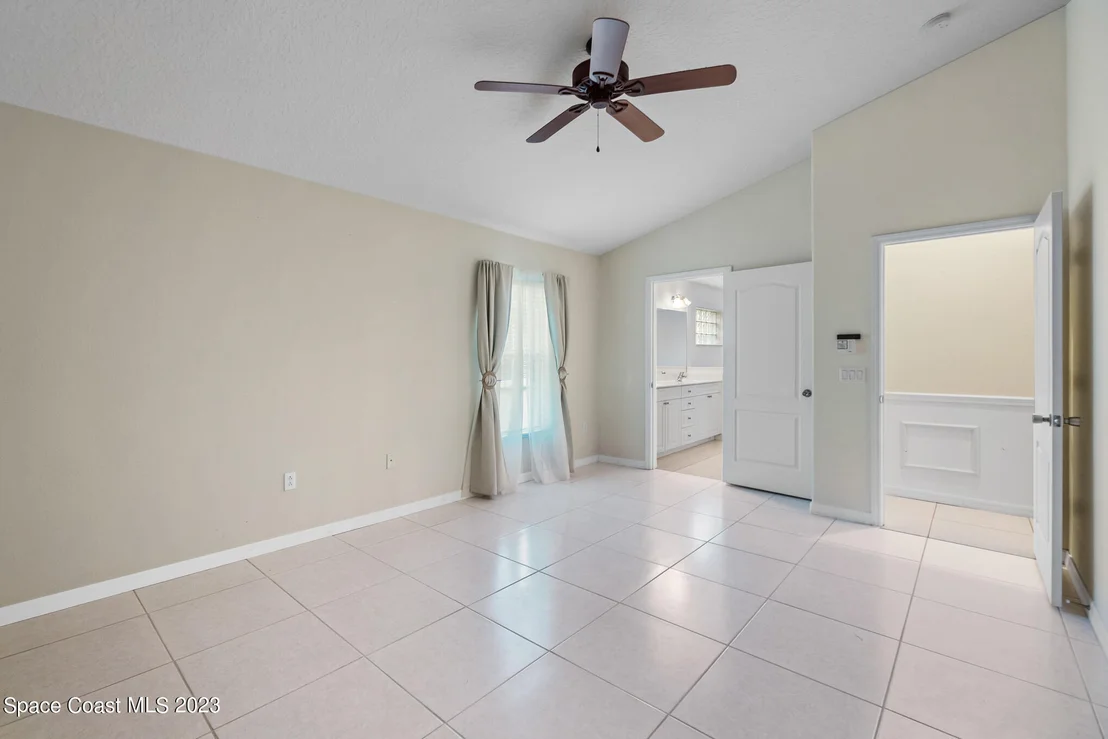 Photo of 851 Indian Oaks Drive