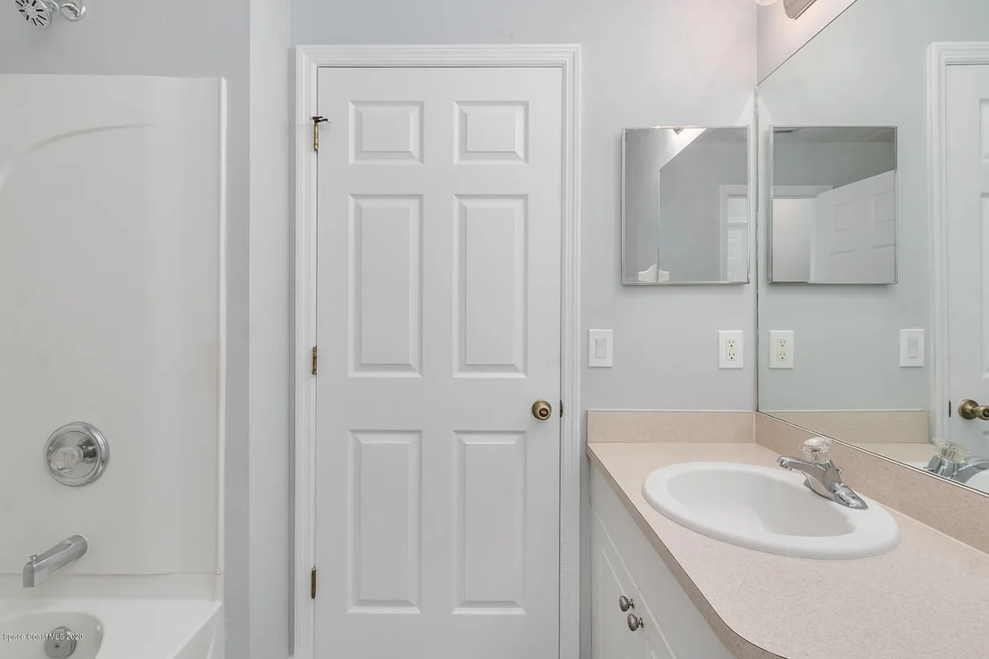 Photo of Unit 101 at 1100 Luminary Circle
