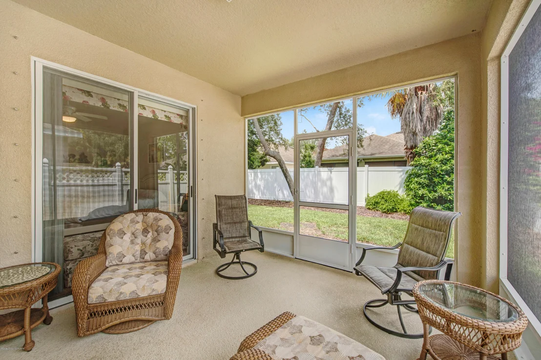 Photo of 412 Waterside Circle