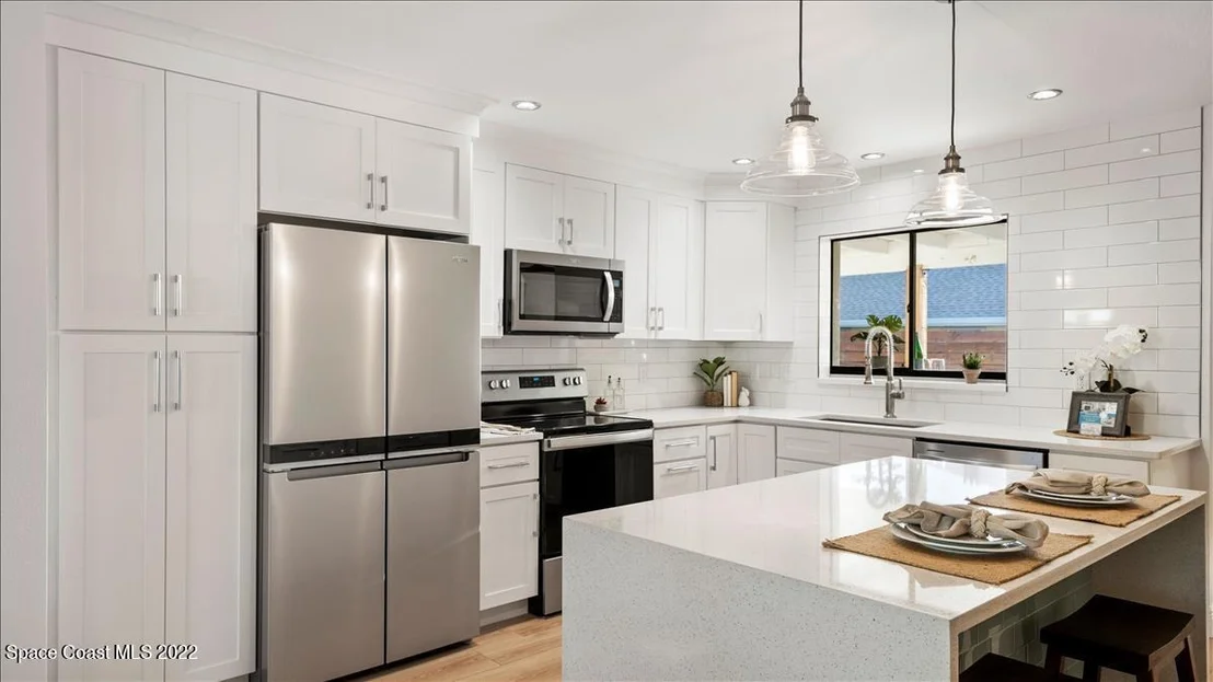 Photo of 780 Hibiscus Drive