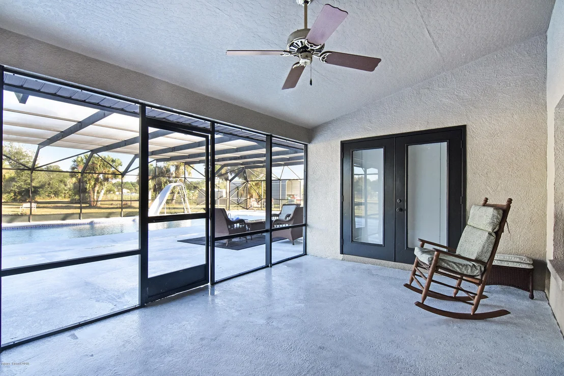 Photo of 5265 Pine Street