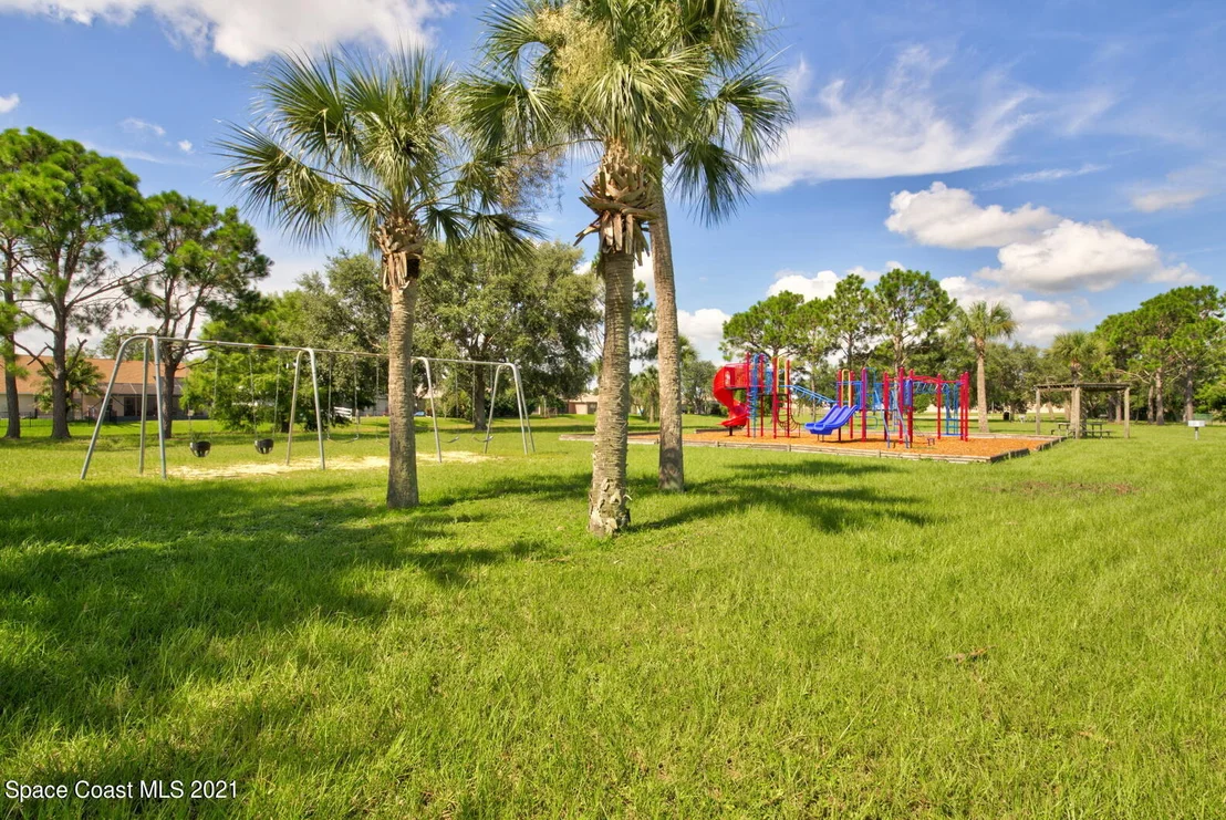 Photo of 1870 Crane Creek Boulevard