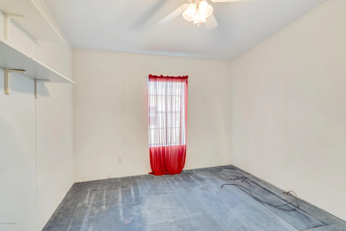 Photo of 725 Outer Drive