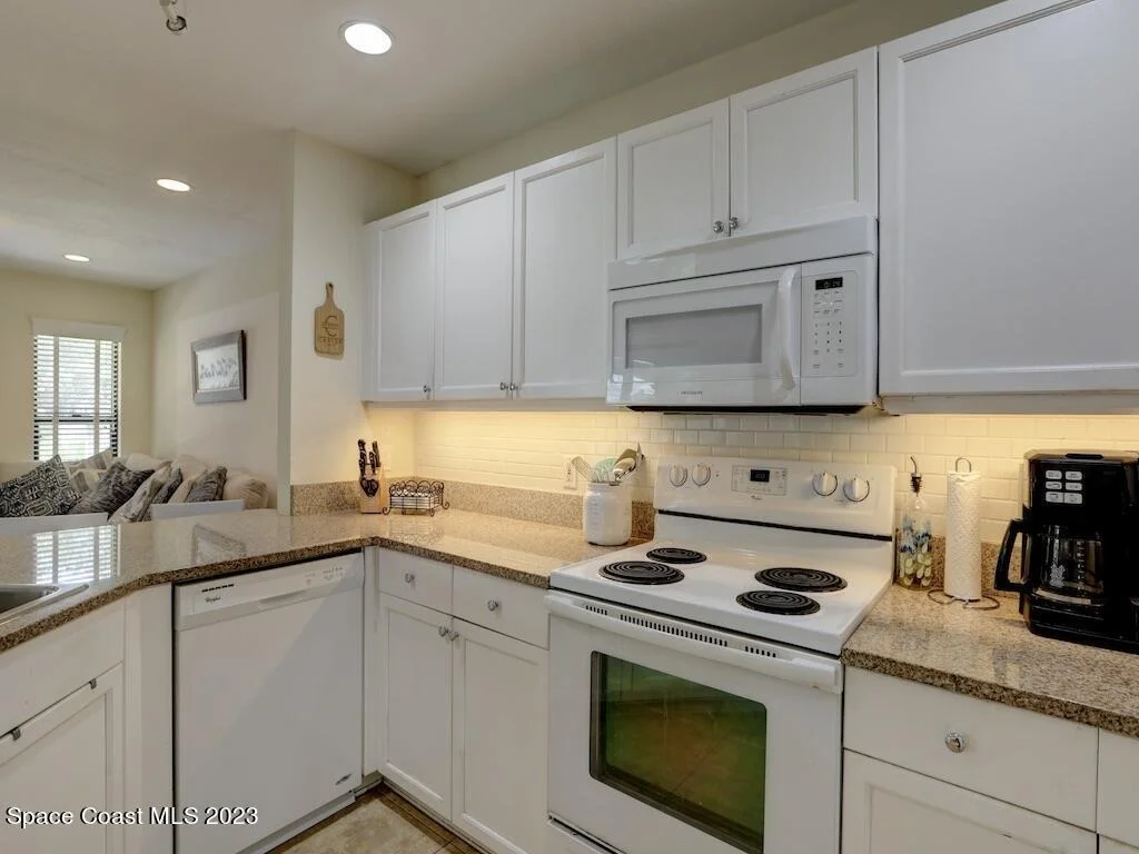 Photo of 9850 Oak