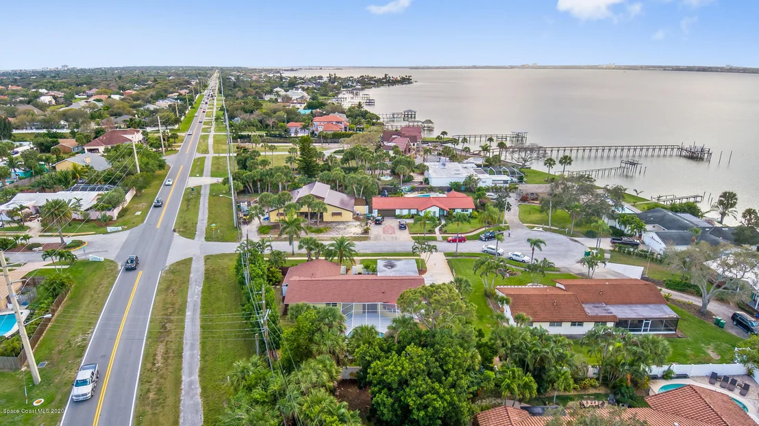 Photo of 304 Sand Pine Road