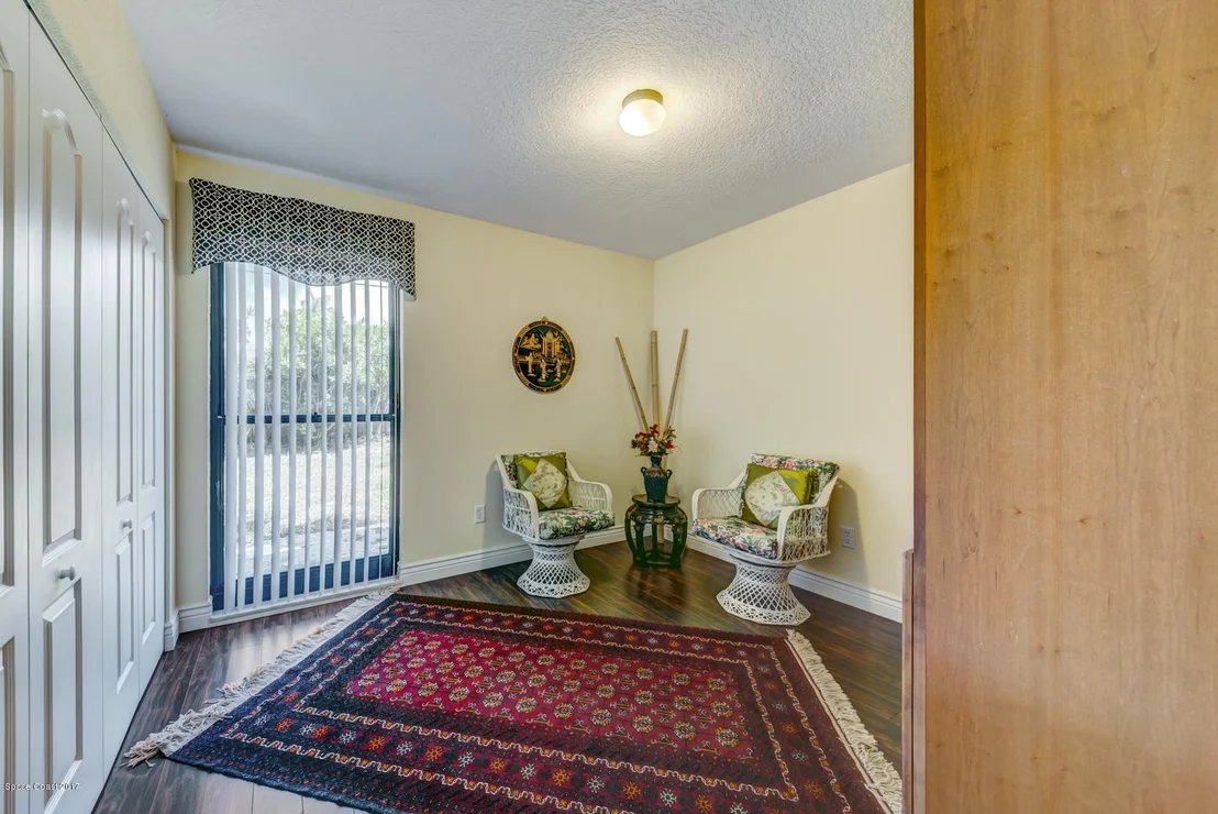 Photo of 1005 Daytona Drive NE