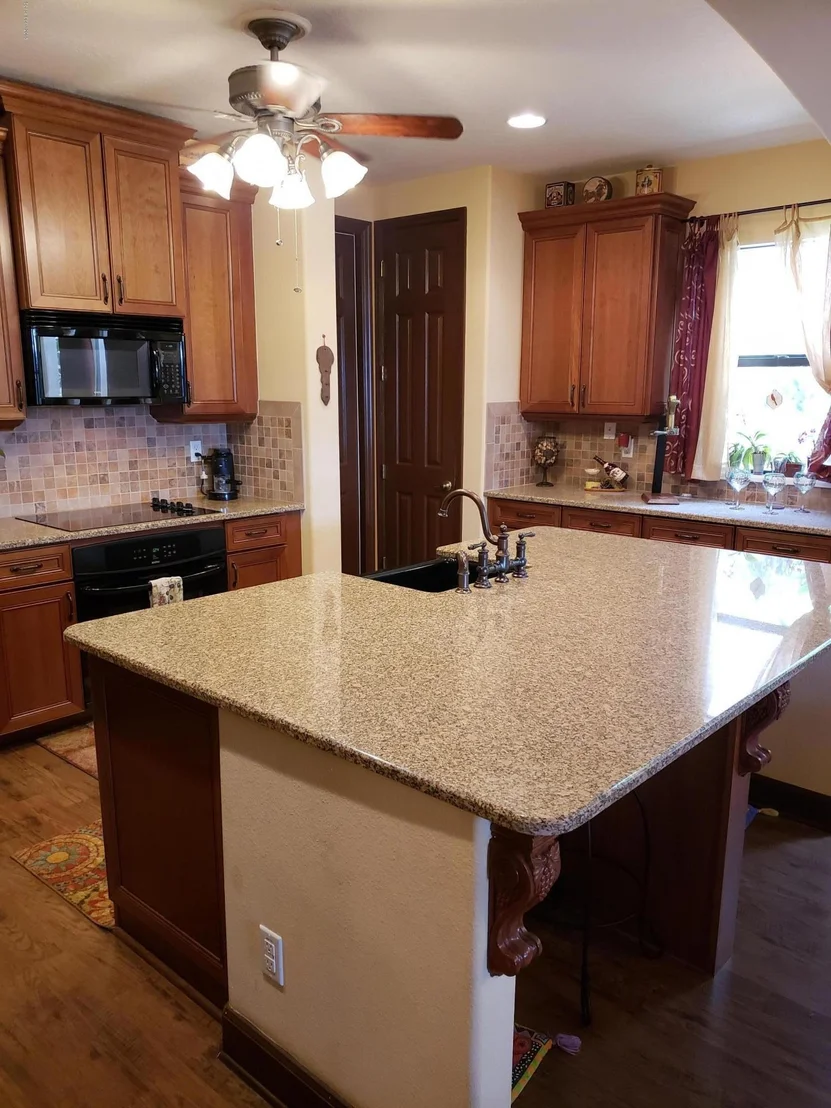 Photo of 405 Point Lobos Drive