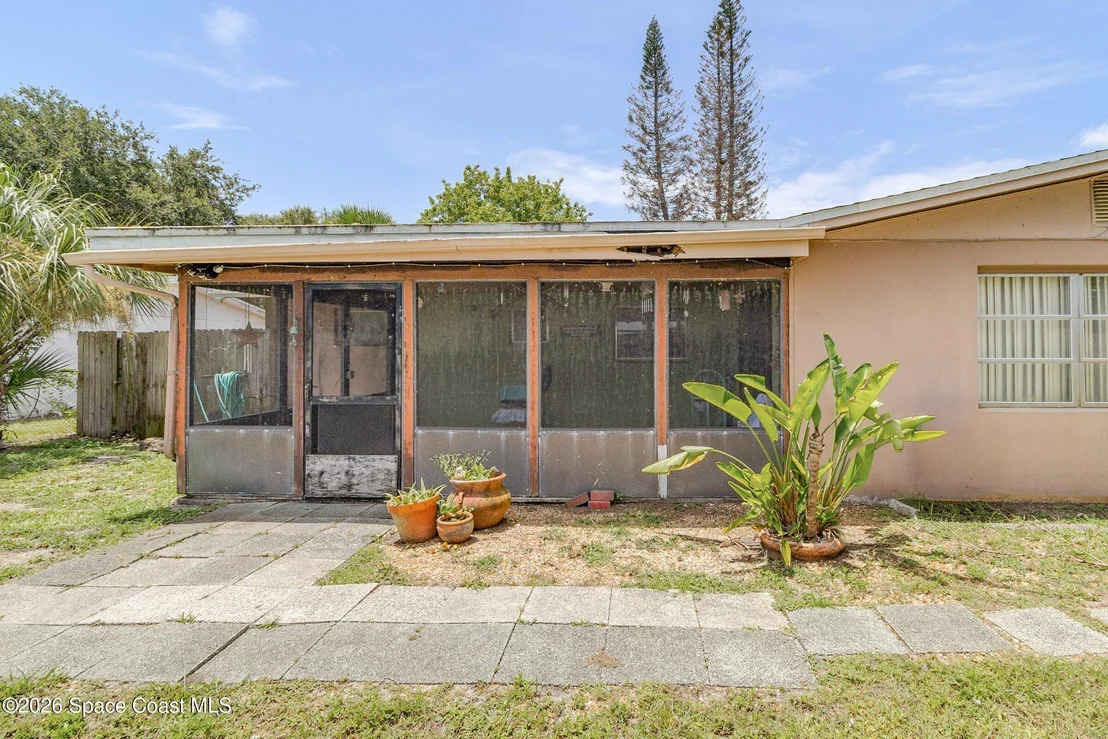 Photo of 1302 Sunwood Drive